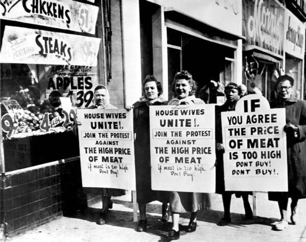 American housewives demonstrate against the high price of meat on the streets of Philadelphia on March 14, 1951. (Intercontinentale/AFP via Getty Images)