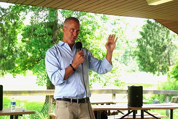 Rep. Sean Maloney (D-N.Y.) speaks at the Myron Urbanski Memorial Park for another #SpeakWithSean Town Hall in the Park regarding his support of human rights in China on July 18, 2021. (Du Guohui/The Epoch Times)