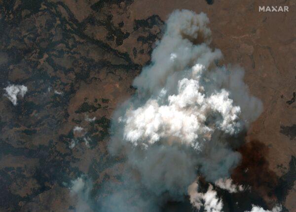 The Bootleg Fire in Oregon, on July 21, 2021. (Satellite image ©2021 Maxar Technologies via AP)