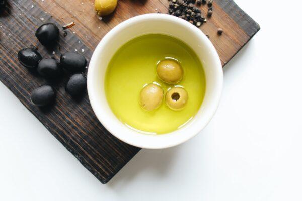 Due to nutritional and health benefits, as well as taste, home cooks and chefs alike regularly cook with and serve olive oil. (Polina Tankilevitch/Pexels)