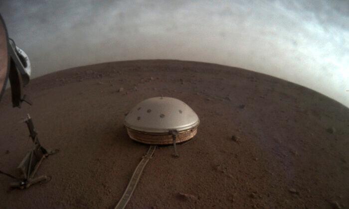 Marsquakes Reveal Detailed Look at Red Planet’s Interior