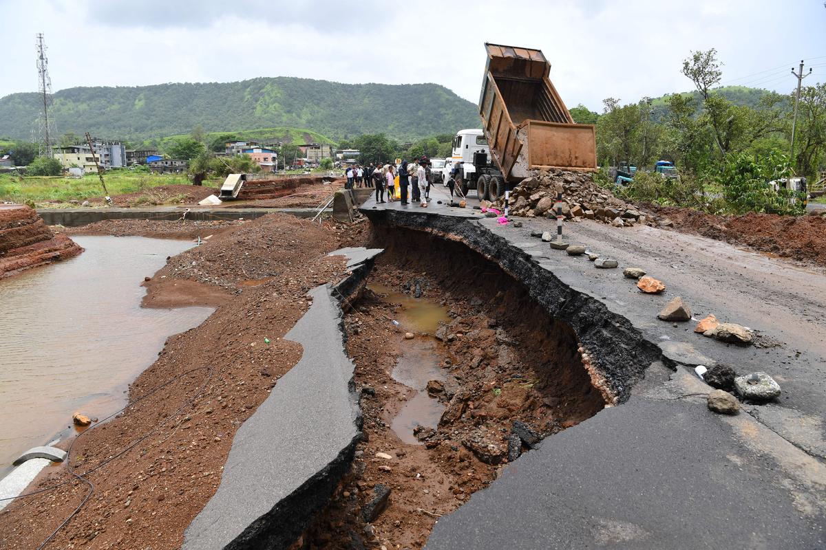 Heavy Rain in India Triggers Floods, Landslides; at Least 125 Dead