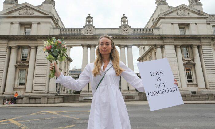 Irish Government Makes Wedding U-turn After Bridal Backlash