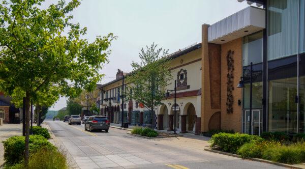 A clean street filled with businesses in Cape Girardeau, Mo., on July 21, 2021. (Jackson Elliott/The Epoch Times)