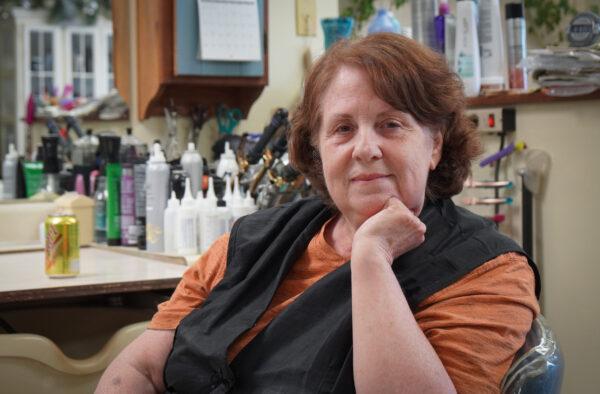 Jane Cottonaro, a hairdresser, in her shop in Murphysboro, Ill., on July 20,2021. (Jackson Elliott/The Epoch Times)