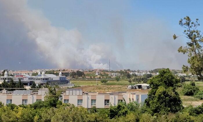 Residents Flee as Winds Fan Massive Wildfire in Southern Turkey
