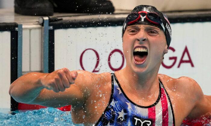 USA’s Ledecky Wins Gold in Women’s 1,500-Meter Freestyle at Olympics