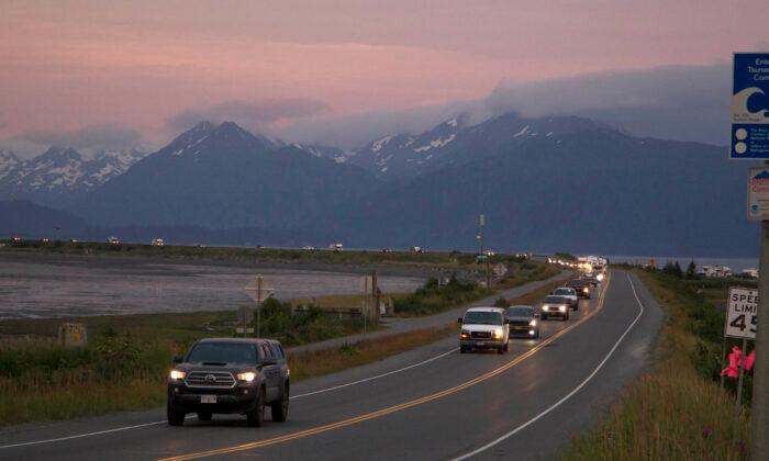 Strong Alaska Quake Produces Prolonged Shaking, Small Tsunami