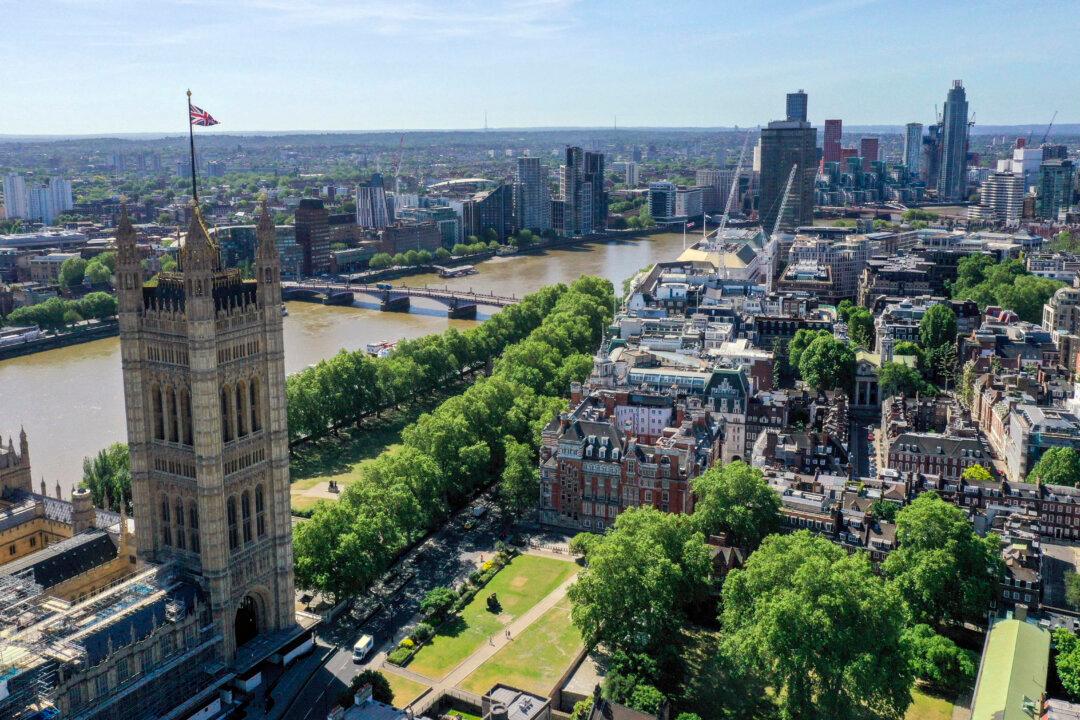 National Holocaust Memorial Can Be Built Next to Westminster, Minister Rules