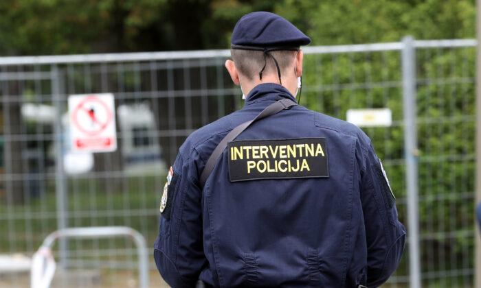 Germans Detained in Croatia Over Kids, Dog Locked in Hot Car