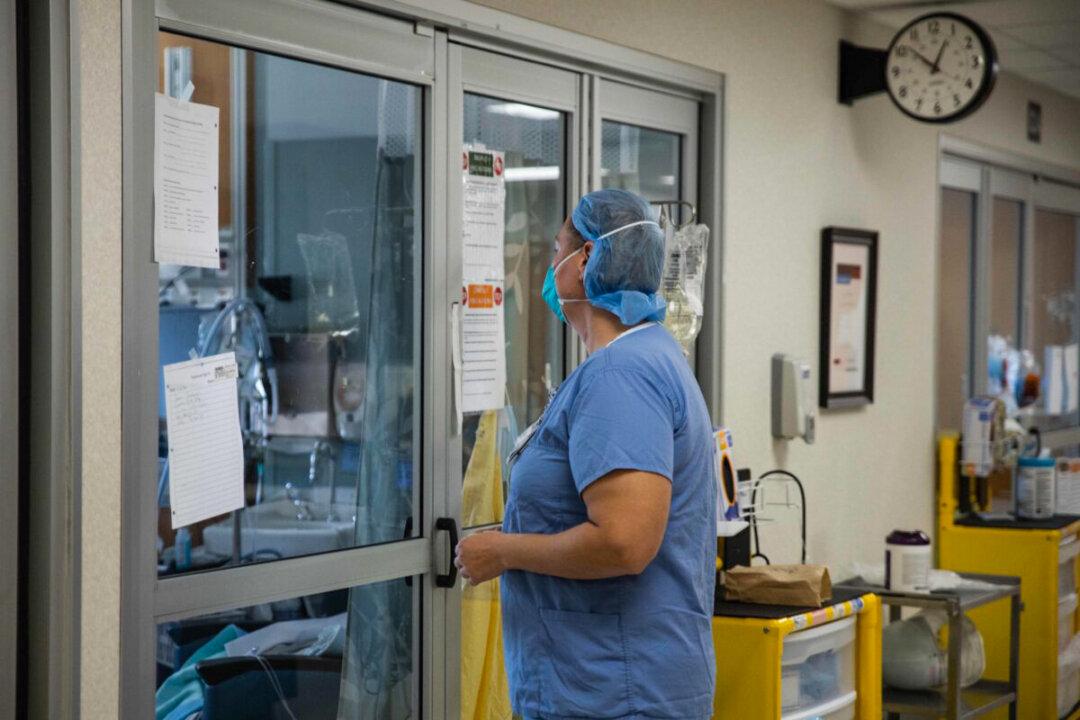 Texas Hospital Faces Closure Over COVID-19 Vaccine Mandate: CEO