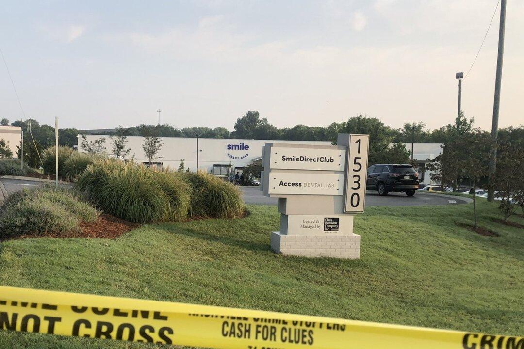 Police: 3 Wounded in Workplace Shooting; Gunman Dead