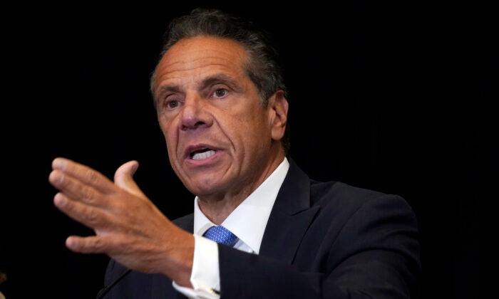 New York Should Pay Cuomo's Legal Fees in Suit, Judge Rules