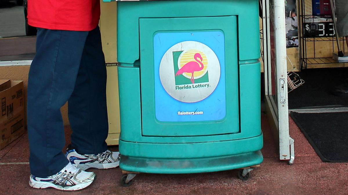 Woman Bought $1 Million Lottery Ticket After Flight Was Canceled