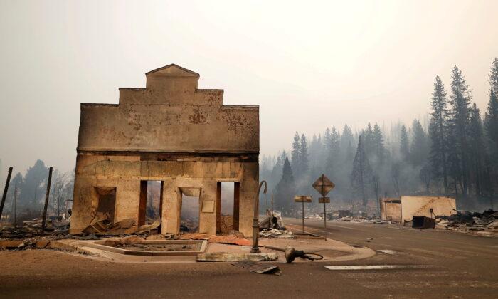 California’s Largest Wildfire Leaves Historic Town in Ashes
