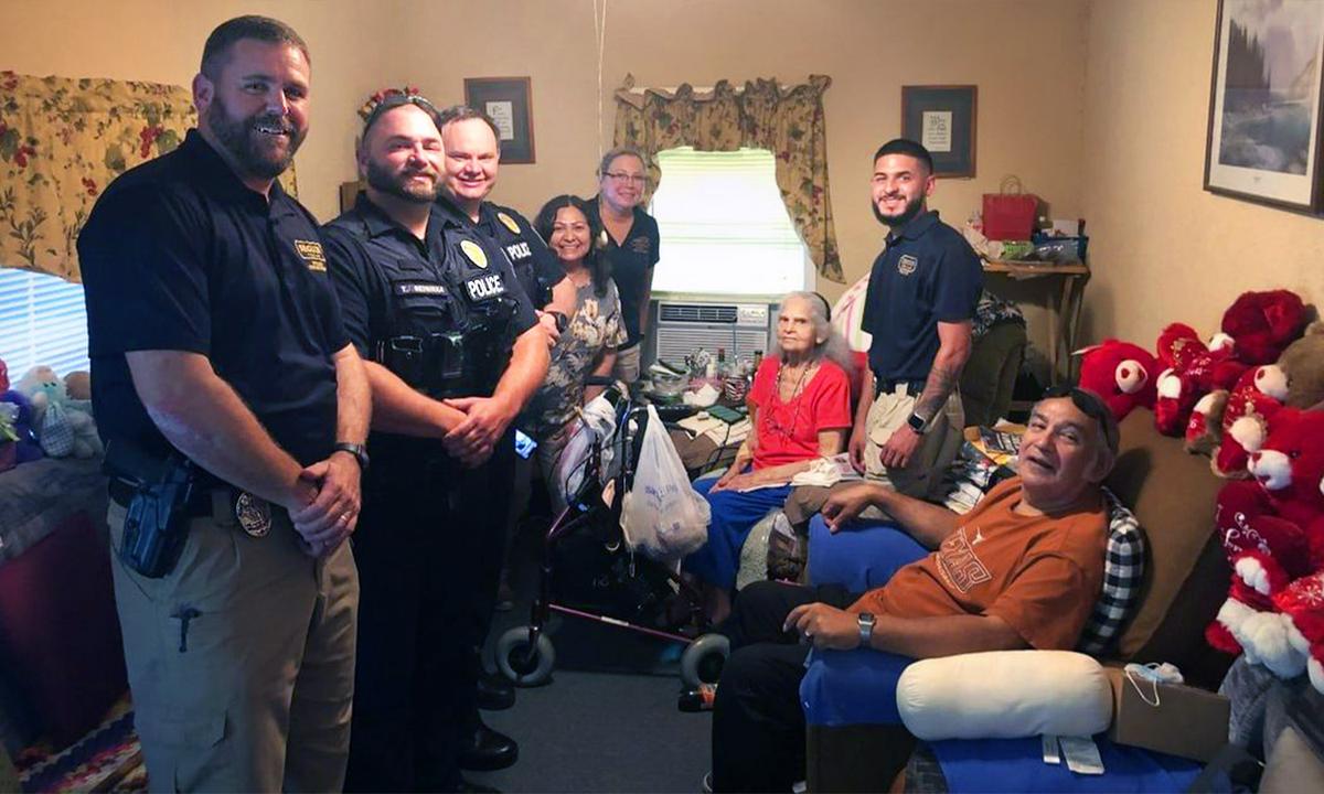 Police Officers Respond to Elderly Woman in Need, Pitch in to Buy Her a New Fridge, Groceries