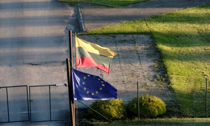EU Summons Belarus Envoy Over Migrant Stream to Lithuania