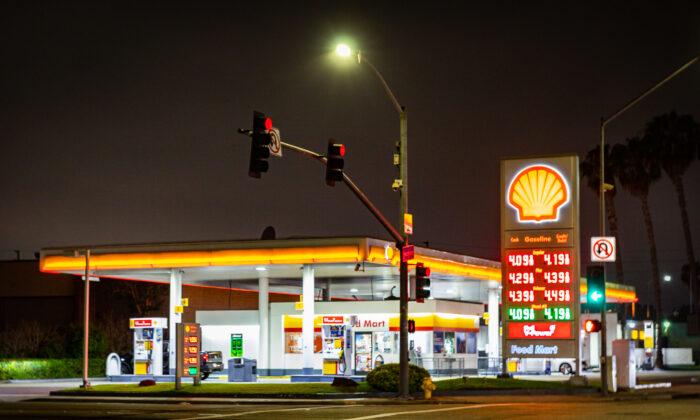 Average LA, Orange County Gas Prices Rise to Highest Amounts Since 2012