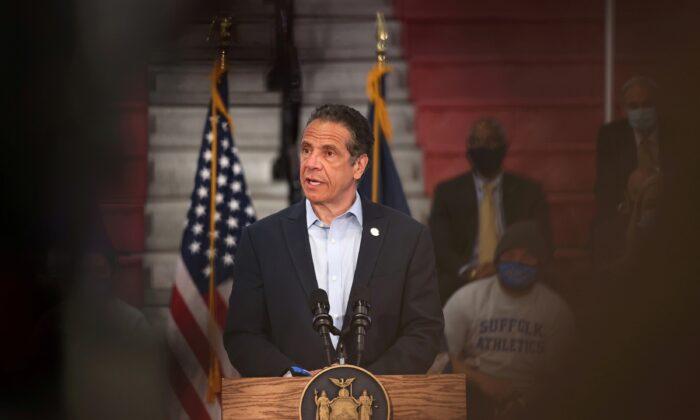 Sheriff: Aide Who Accused Cuomo of Groping Her Files Criminal Complaint