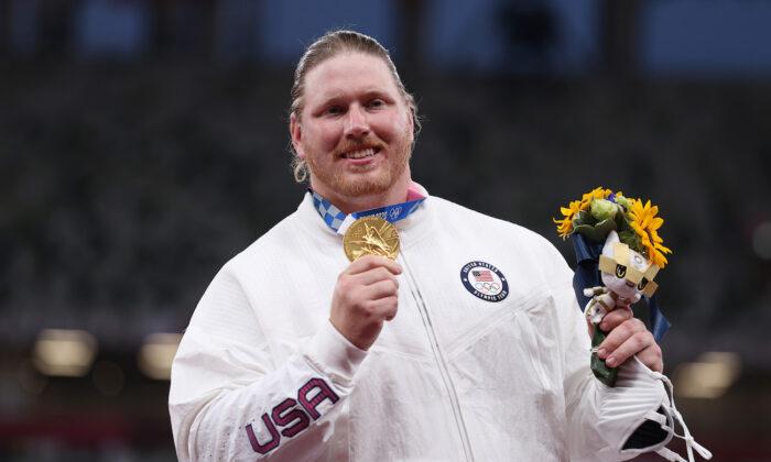 ‘We Did It’: American Ryan Crouser Dedicates His Olympic Gold to Late Grandfather