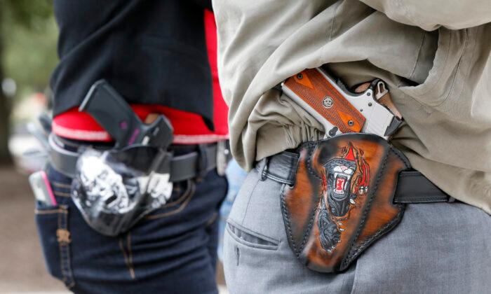 New Texas Law Allows People to Carry Guns in Public Without a License