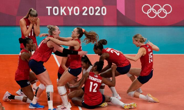 US Women Beat Brazil to Win 1st Olympic Volleyball Gold