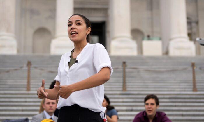 AOC Not Ruling Out 2022 Primary Challenge to Schumer
