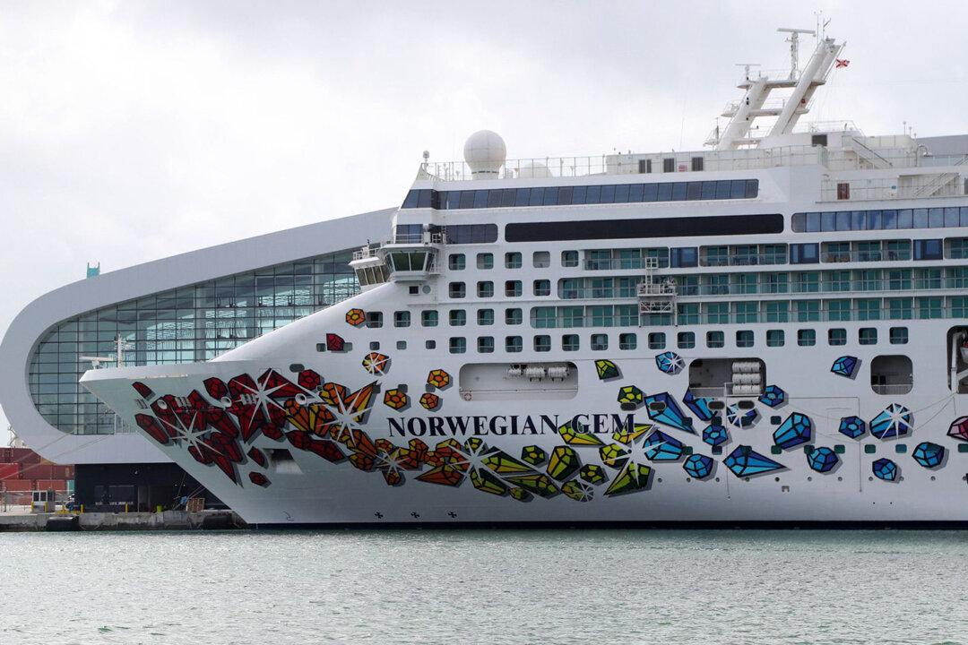 DeSantis to Appeal Injunction Allowing Norwegian Cruises to Require Vaccines
