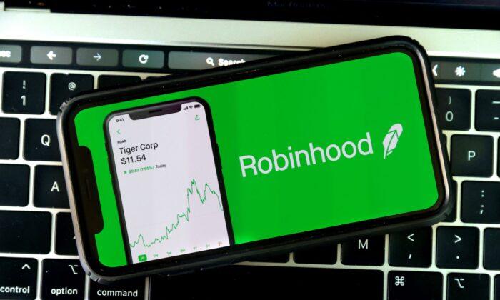 Read Why B of A Securities Gave Robinhood an Underperform Rating