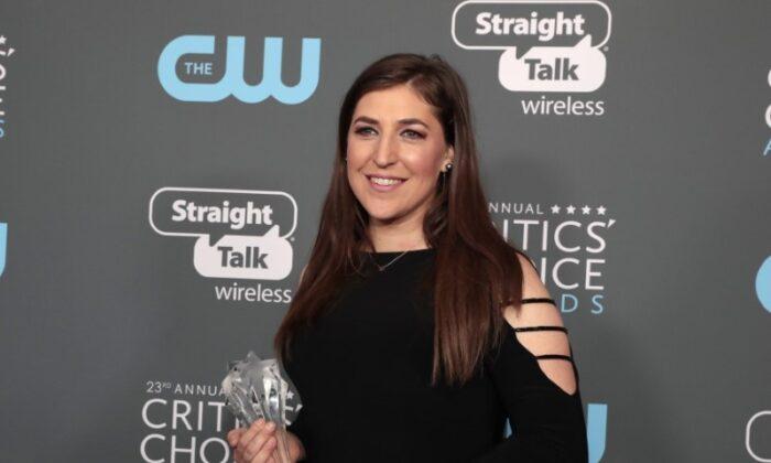 Mayim Bialik to Guest Host ‘Jeopardy!’ After Richards’ Exit