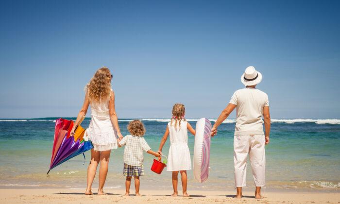 Summertime Smarts: 11 DIY Tips for Your Family’s Next Adventure