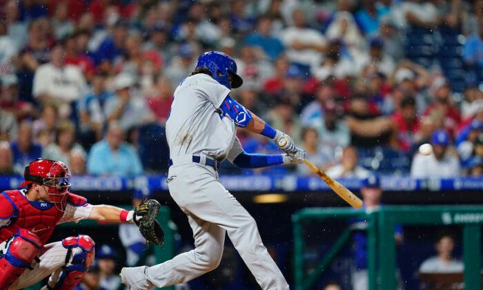 Dodgers’ Bellinger Hits 2 Home Runs vs Phillies for an 8-2 Win