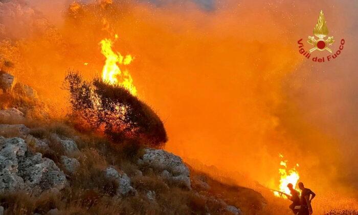 Wildfire Breaks out East of Rome, Locals Evacuated