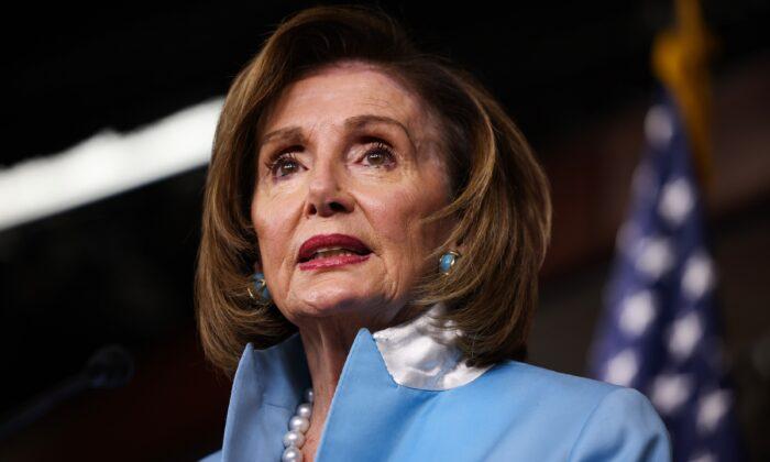 Nine House Democrats Demand Pelosi Allow Passage of Infrastructure Bill Ahead of Budget Resolution