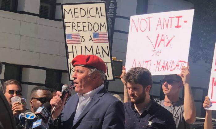 Giuliani’s Son and Candidate Sliwa Speak as Hundreds Gather to Protest Vaccine Mandate in NYC