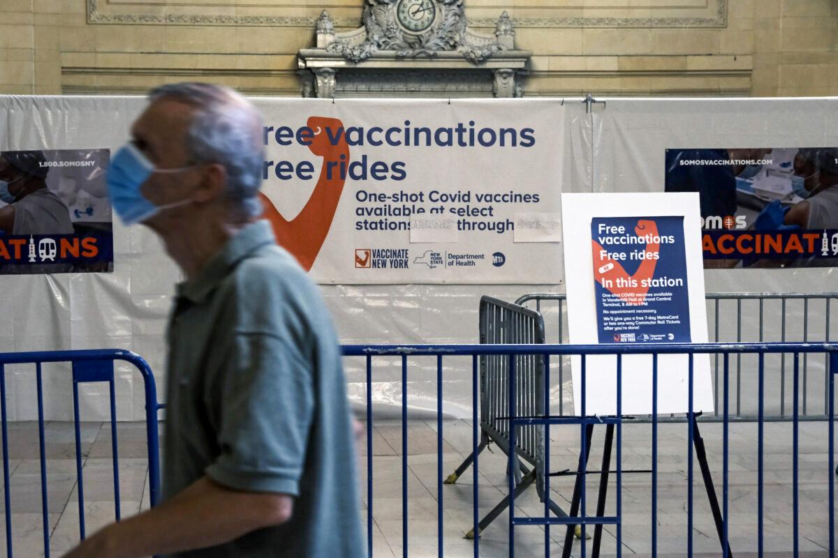 Sharp Rise in Job Postings Stipulating Vaccine Requirements: Report