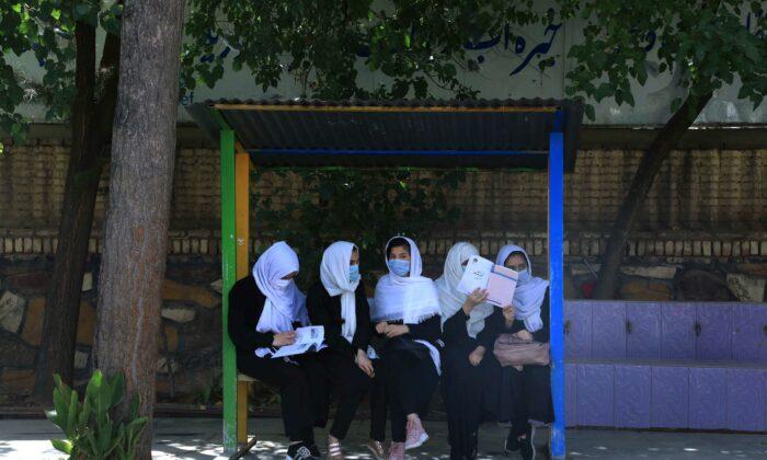 Taliban Bar Afghan Women From Pursuing University Education