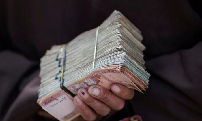 Afghan Central Bank’s $10 Billion Stash Not All Within Reach of Taliban