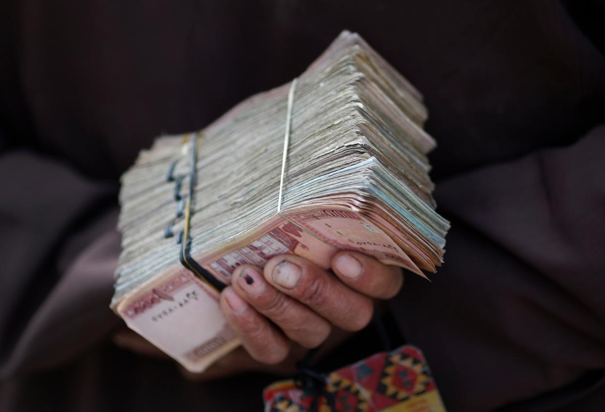 Afghan Central Bank’s $10 Billion Stash Not All Within Reach of Taliban
