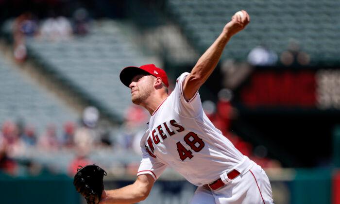 Detmers Pitches Halos Past Astros 3-1 for 1st Big League Win