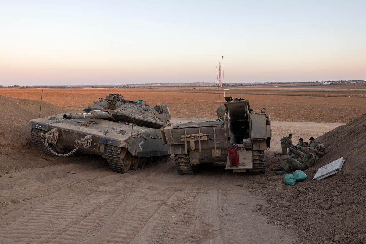 Gaza Militants Fire Rocket at Israel, Israeli Military Says