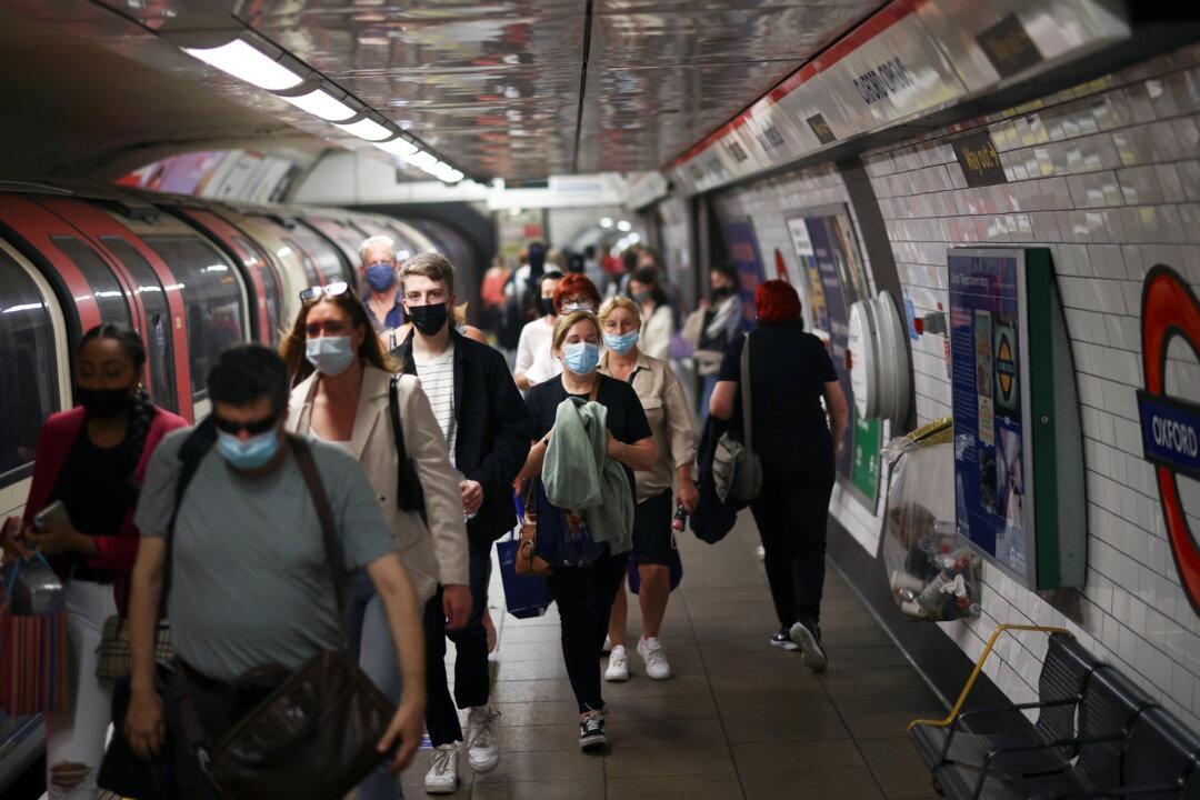 London Commuters Warned of Transport Misery If Strike Goes Ahead