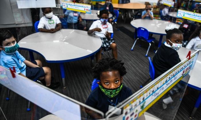 First Republican-Leaning County in Florida Imposes School Mask Mandate, Defying DeSantis