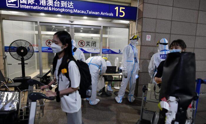 Shanghai Airport Records 5 COVID-19 Breakthrough Cases