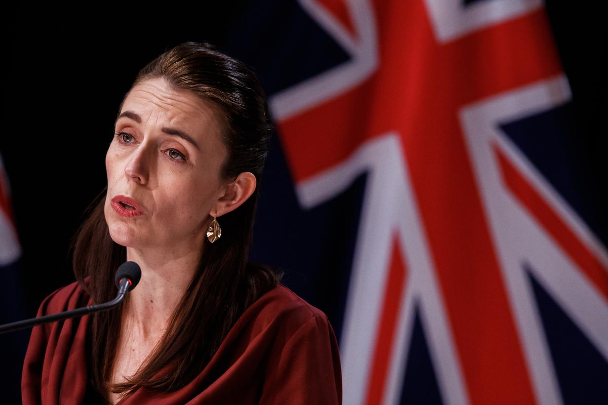 New Zealand Extends Nationwide Lockdown as Criticism Over Strategy Mounts