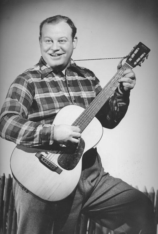 Burl Ives, pictured here circa 1945, began as a folk singer. (FPG/Getty Images)