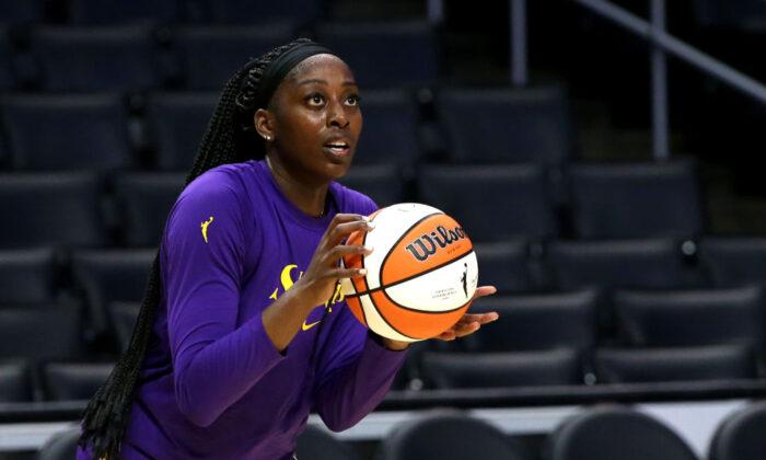 Chiney Ogwumike Returns to Los Angeles Sparks After Injury