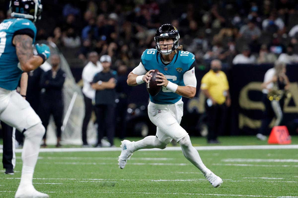 Surprise, Surprise: Jaguars Make Trevor Lawrence Starting QB