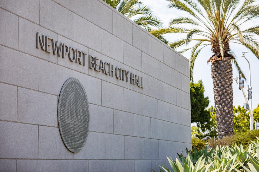 Newport Beach Calls for Local Control on Mask and Vaccine Mandates in Schools