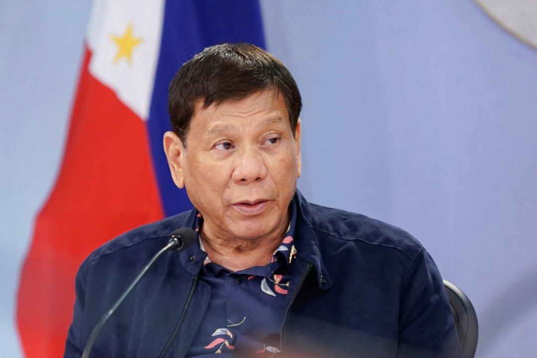 Duterte Confirms He'll Run for Philippines Vice President Next Year